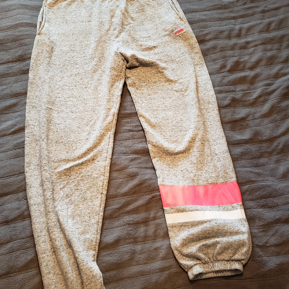 PINK sweatpants with pockets
